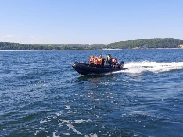Speed Boat Half Hour Trip in Sopot. Speed up to 100 Km/H - Customer Reviews and Ratings