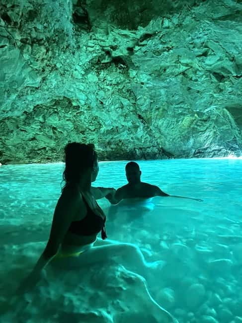 Speed Boat Tour to National Park and Grama Bay - An In-Depth Look at the Tour Experience