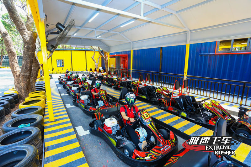 Speed Racer (Window of the World, Shenzhen) - Eight minutes on a 500-meter circuit