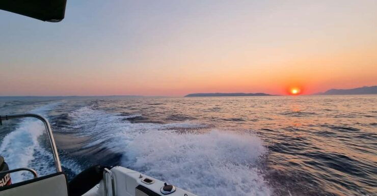 Speedboat Sunset Tour From Makarska to Island Brač - Itinerary Details