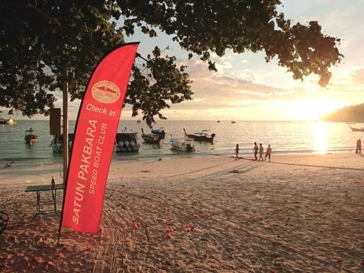 Speedboat Transfer Between Koh Phi Phi Don and Koh Lanta - Speedboat Transfer Options