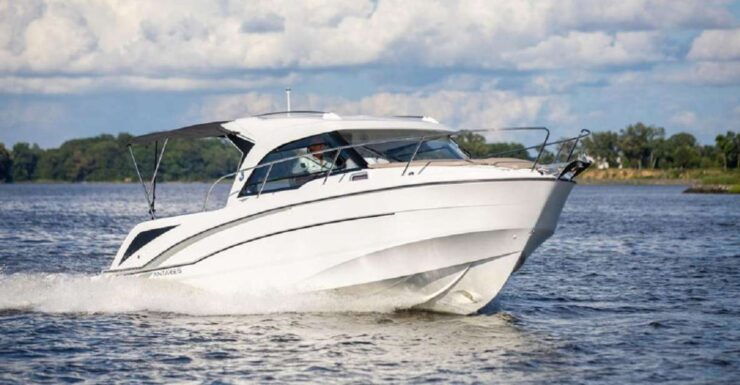 Speedboat Transfer From Hvar Town to Split Airport - Experience and Highlights