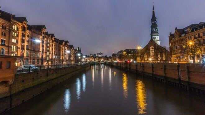 Speicherstadt & Hafencity: Self-Guided Scavenger Hunt - How to Start the Scavenger Hunt