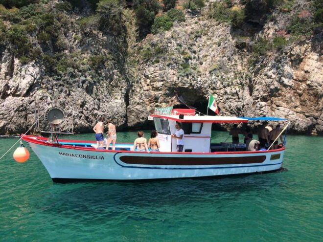 Sperlonga: Boat Cruise to the Blue Grotto With Swimming - Main Stops