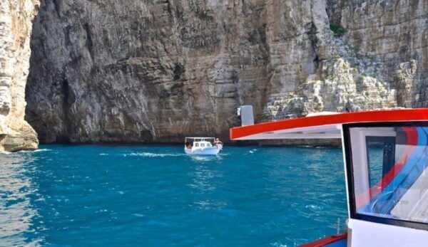 Sperlonga: Private Boat Tour to Gaeta With Pizza and Drinks - The Sum Up