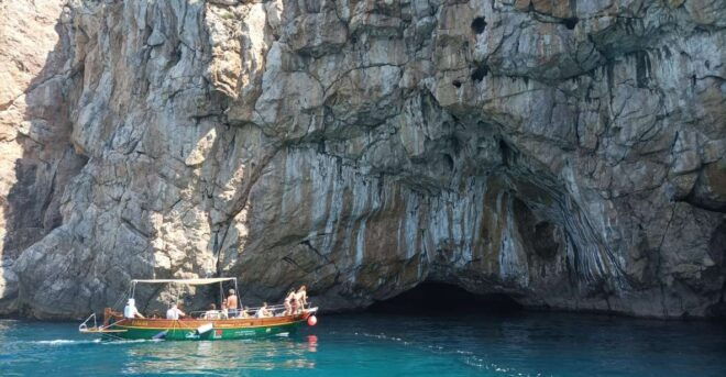 Sperlonga: Private Tour in The Grotta Azzurra - Inclusions
