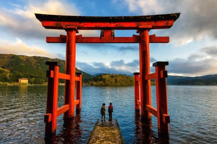 Spirit of Japan 7-Day Tour by TruTravels - Fushimi-Inari and Gion introduce Kyoto’s traditions