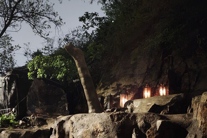 Spiritual Adventure : Into Inwangsan and Korean Shamanism - A Journey into Seoul’s Sacred Landscapes and Spirit World