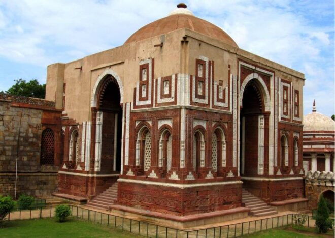 Spiritual Trails of Ahmedabad (2 Hours Guided Tour) - Inclusions