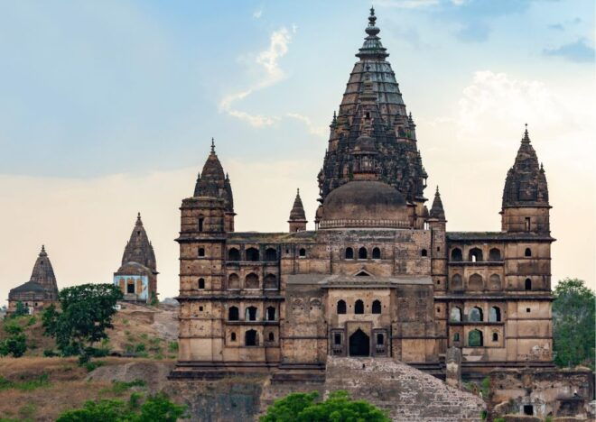 Spiritual Trails of Orchha (Guided Temples Walking Tour) - Meeting Point Instructions