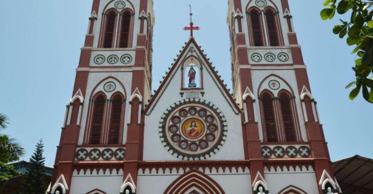Spiritual Walk Tour Pondicherry - Ancient Temples and Architectural Beauty