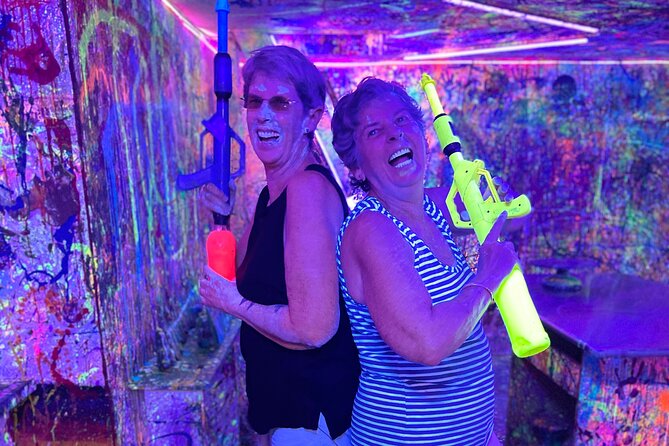 Splatter Art Paint Studio Experience in Hawaii - Inclusions