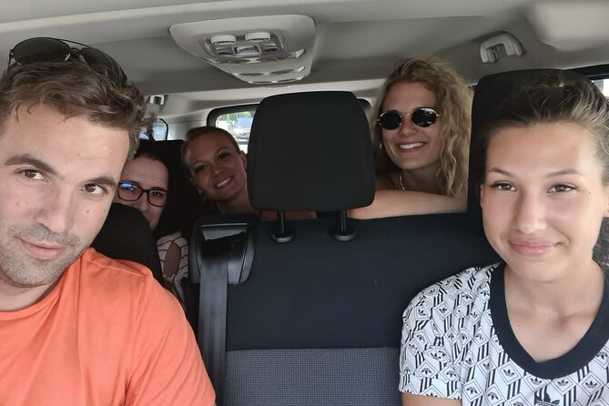 Split Airport to Split Private Transfer to 8 Pax (Door to Door Any Location) - Special Services and Amenities