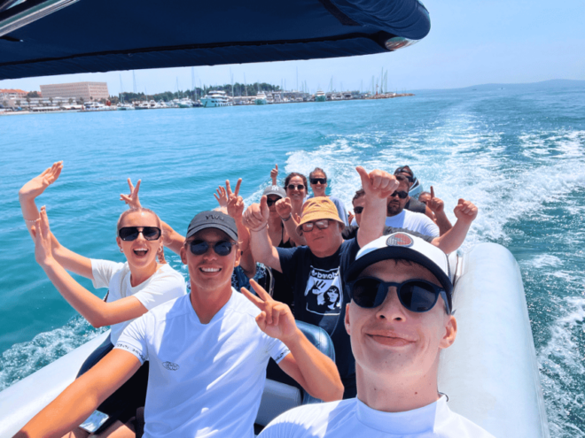Split: Blue Lagoon & 3 Islands Speedboat Tour - Small Group - Experience the Blue Lagoon