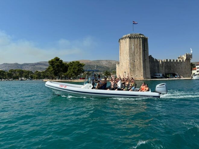 Split: Blue Lagoon & 3 Islands Speedboat Tour - Small Group - Included Services