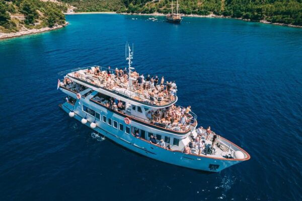 Split: Blue Lagoon, Shipwreck and ŠOlta With Food and Drinks - Tips for a Great Experience