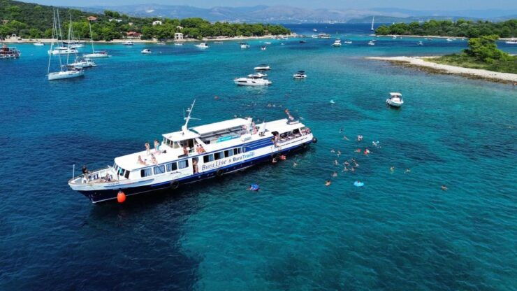 Split: Blue Lagoon, Shipwreck, & Trogir Cruise With Lunch - Good To Know