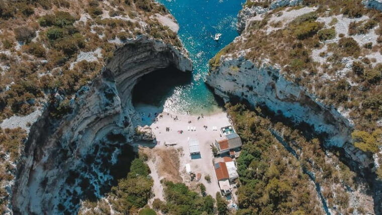 Split: Boat Tour to Blue Cave, Vis, Blue Lagoon, Hvar, Bra - Practical Tips for Travelers
