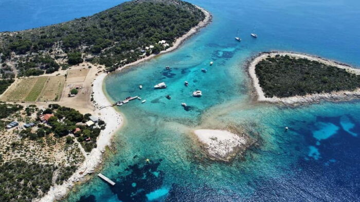 Split: Boat Tour to Blue Cave, Vis, Blue Lagoon, Hvar, Bra - FAQ
