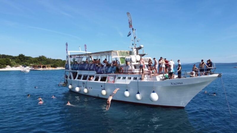 Split: Captains Boat Party Blue Lagoon, DJ & Free Shots - FAQ