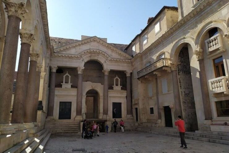 Split: City Introduction and Highlights Walking Tour - Key Attractions