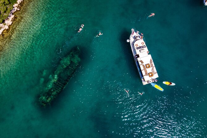 Split: Half Day Shipwreck & Blue Lagoon Private Beach Tour - Itinerary
