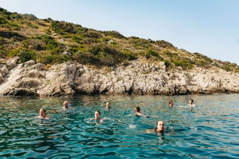 Split: Hvar, Pakleni, Bra & olta All-inclusive Tour - FAQ