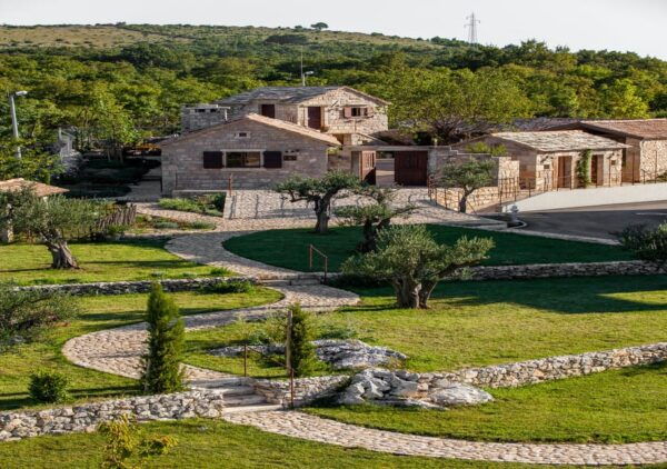 Split: Olive Museum Klis With Olive Oil Tasting - Planning Your Visit
