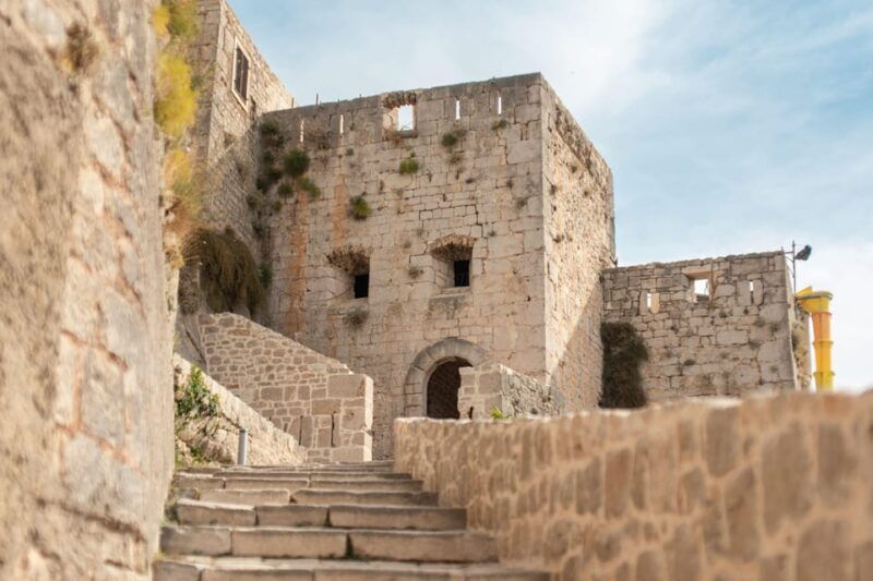Split: Private tour to Klis Fortress and Vranjaa cave - Detailed Breakdown of the Itinerary