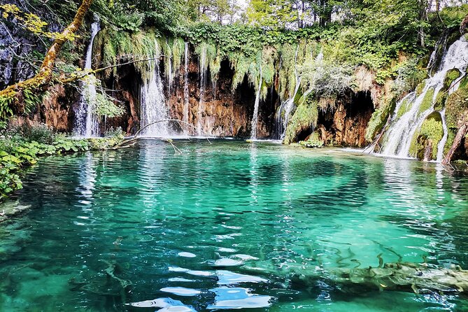 Split to Zagreb or Airport Zagreb via Plitvice Lakes for Singles or Couples - Reviews