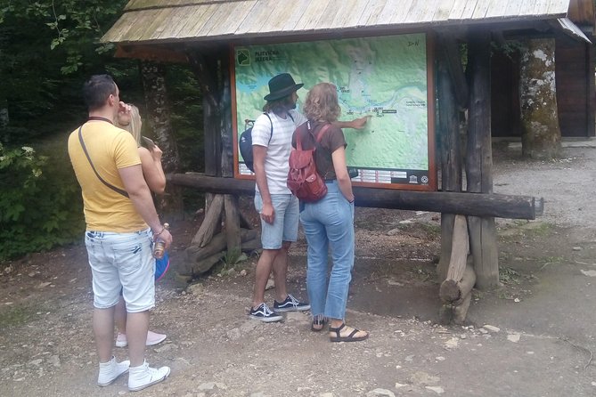 Split to Zagreb Private Transfer With Krka or Plitvice Lakes National Park - Meeting Point Information