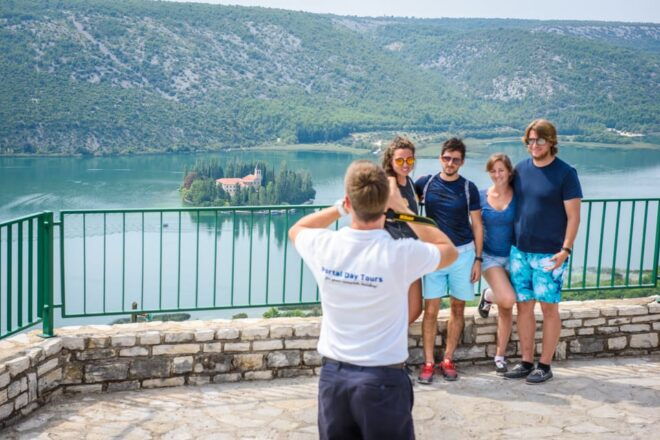 Split/Trogir: Krka National Park Day Trip & Boat to Skradin - Customer Feedback