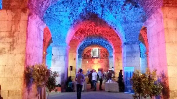 SPLIT:PRIVATE Emperors Walking Tour for History Lovers - Tips for History Lovers