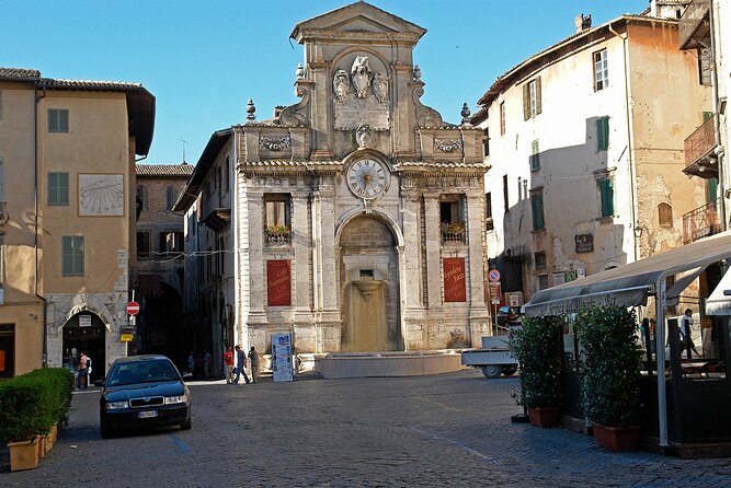 Spoleto Private Walking Tour With Official Guide - What To Expect