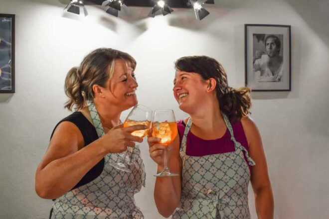 Spritz and Spaghetti Traditional Cooking Class in Rome - Included Features