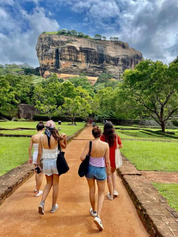 Sri Lanka: 10-Days Private Guided Tour - Good To Know