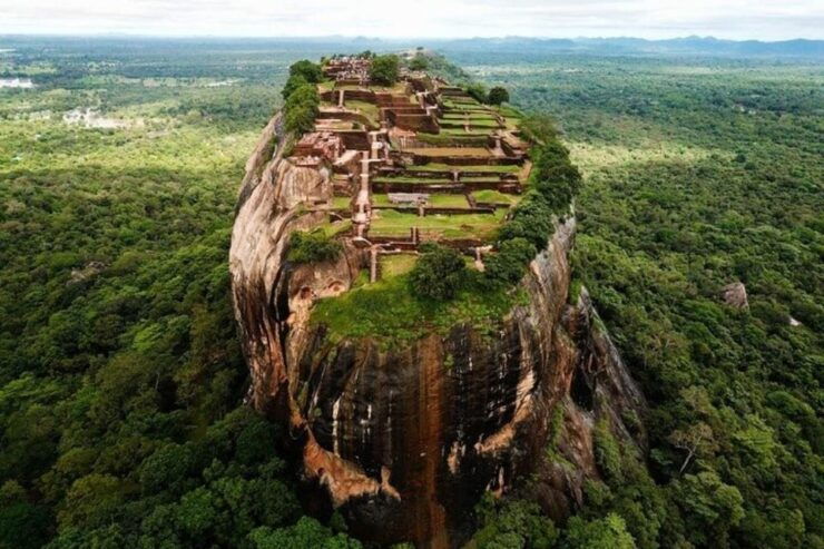 Sri Lanka 11 Days Tour With Driver, Vehicle and HB Hotels - Good To Know