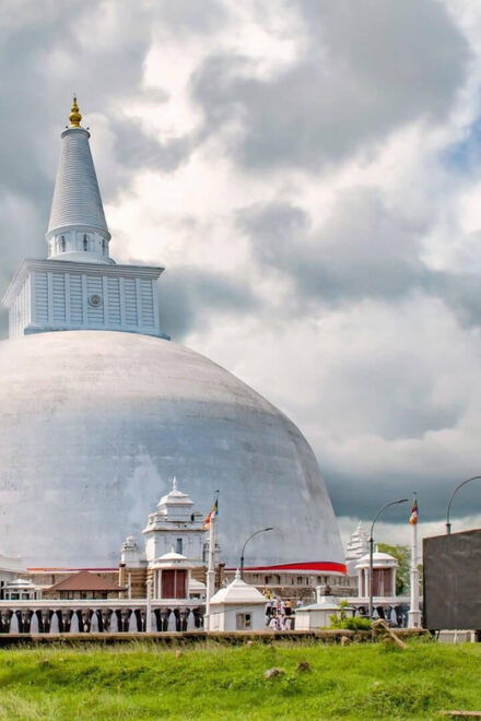Sri Lanka: 7-Days Heritage Tour - Day 2: Exploring Anuradhapura