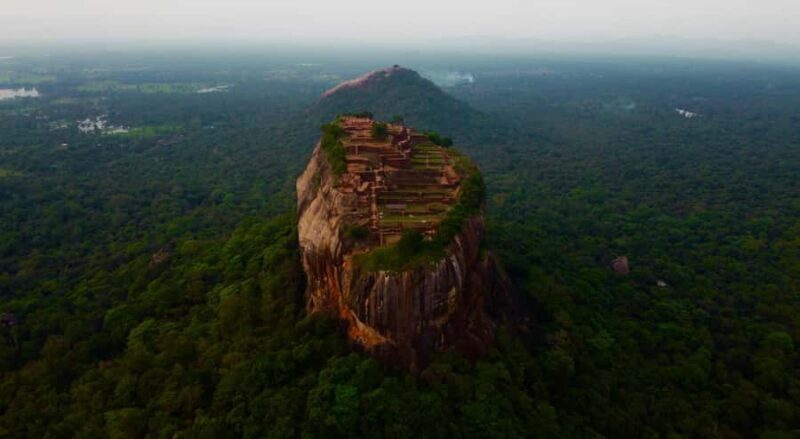 Sri Lanka: 7 Days Private Luxury Honeymoon Tour in Paradise - Day 3: Wildlife Safari and More Sigiriya Sights