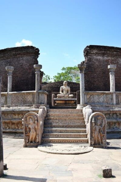 Sri Lanka 8-Day Tour Transport, Guide, HB Accommodation - Important Travel Information