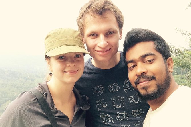 Sri Lanka Classic Tour 8 Days With Private Driver,Vehicle and H/B Accommodations - Day 1: Arrival in Sri Lanka