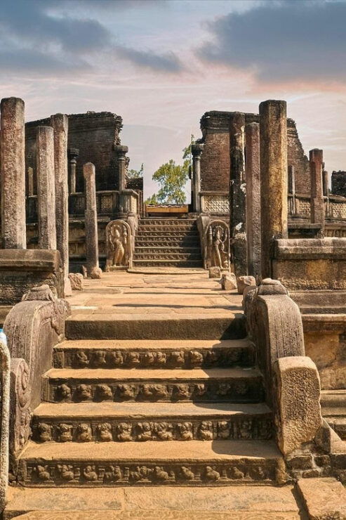 Sri Lanka Cultural & Heritage Tour - With 05 Star Hotels - Good To Know