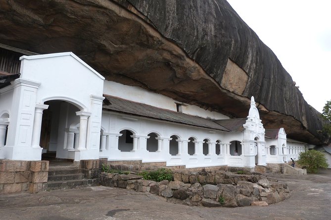 Sri-Lanka Cultural Tour 3 Days - Transportation and Guide