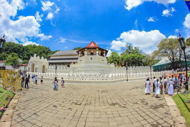 Sri Lanka cultural triangle full circle 3-day tour - FAQs