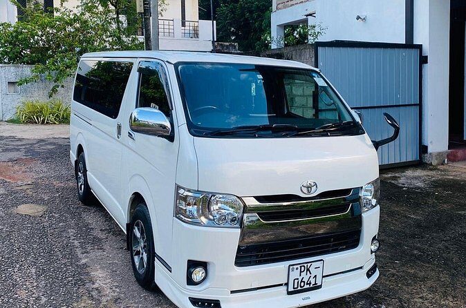 Sri Lanka Personal Tour Driver in a Private Vehicle - FAQ