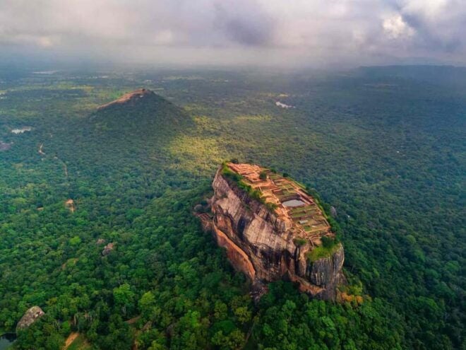 Sri Lanka: Sightseeing, Adventure, and Luxury Tours - Guided Tour Features