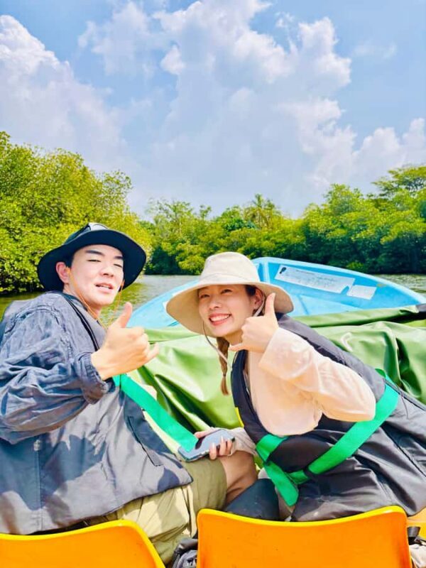 Sri Lanka: Surfing lesson, Galle fort tour with River Safari - FAQ