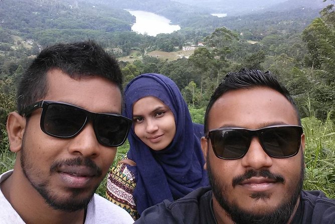 Sri Lanka Tailor Made Tour Chauffeur Driven Standard Car - Booking Process and Price