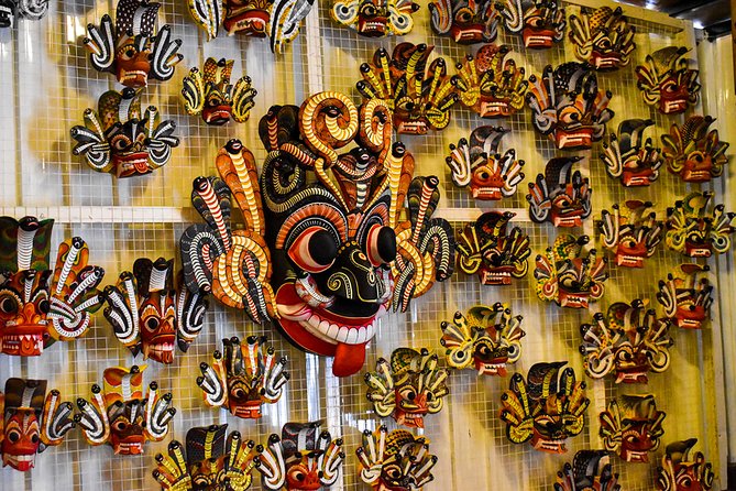 Sri Lankan Crafts and Spices Tour From Kandy - Booking and Reservation Details