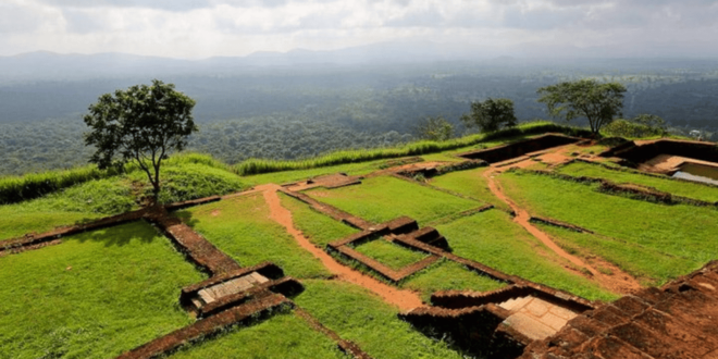 Sri Lankas Ancient Wonders: Sigiriya Rock and Polonnaruwa - Polonnaruwa Ancient City